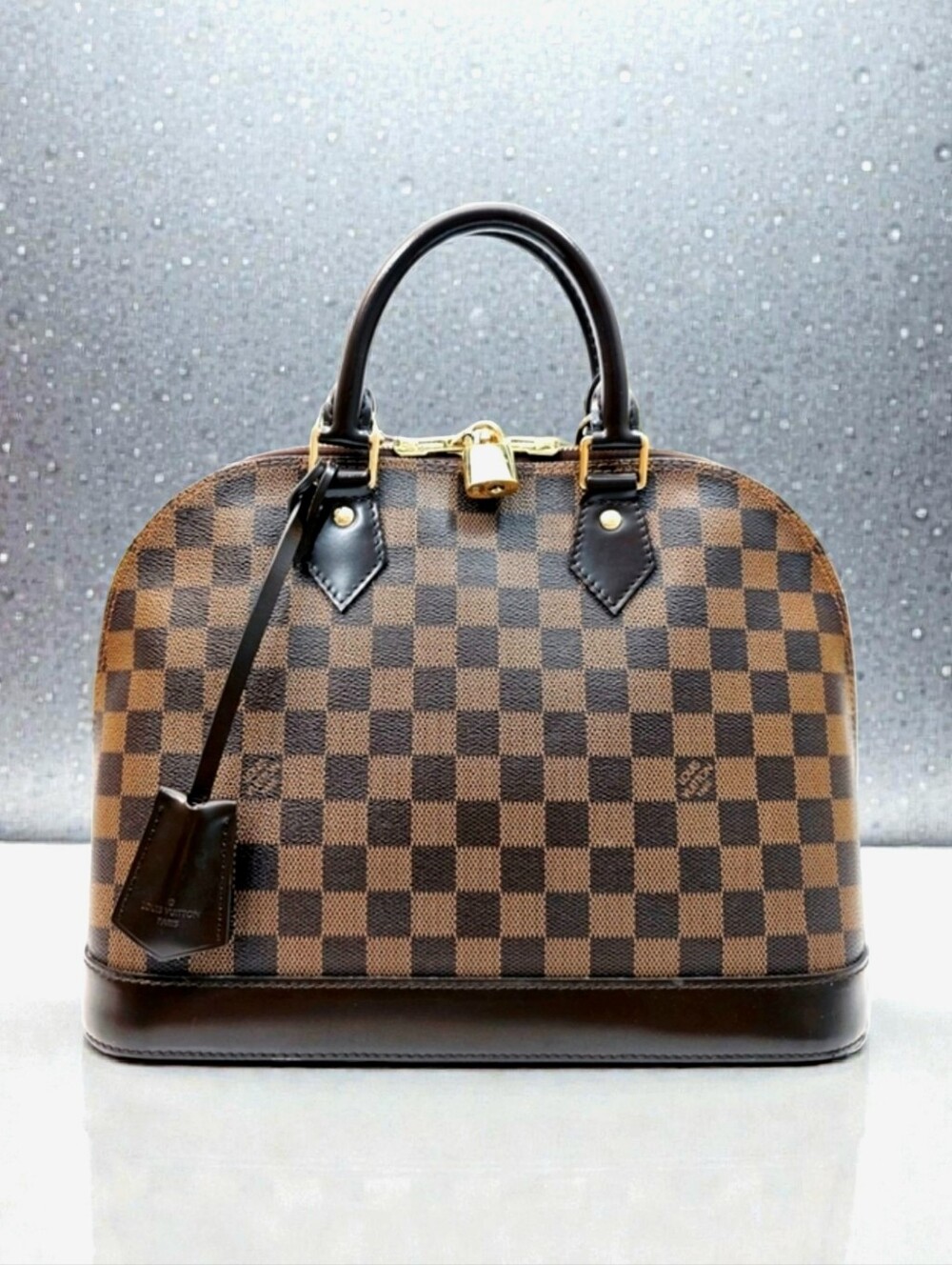 ✨️Authentic Louis Vuitton Alma Pm Damier Ebene Handbag